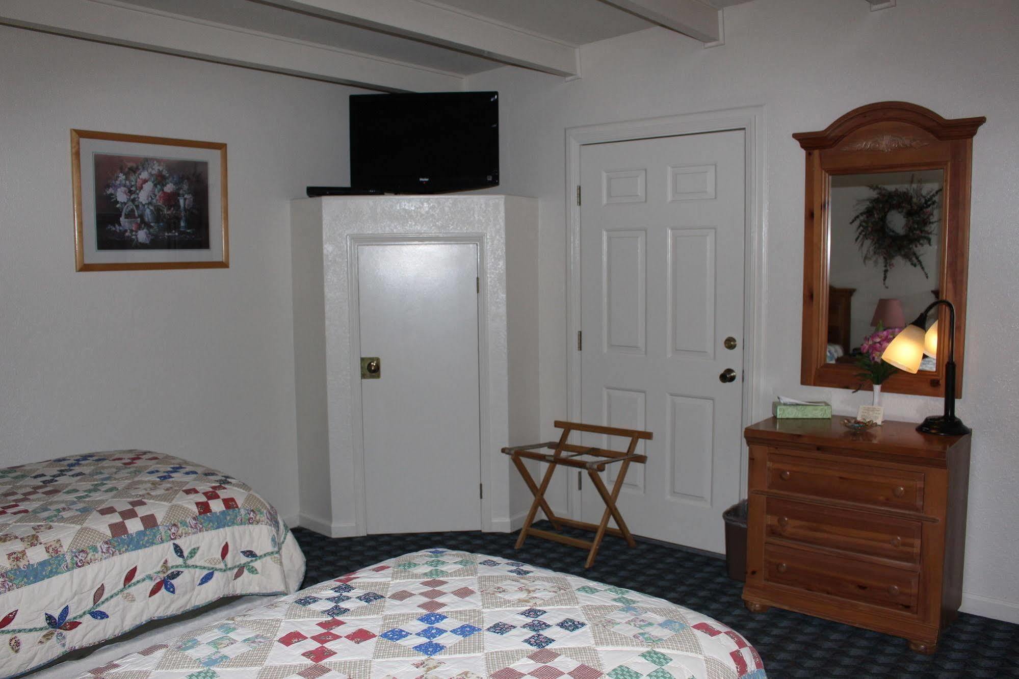 Barewood Inn & Suites Wofford Heights Luaran gambar